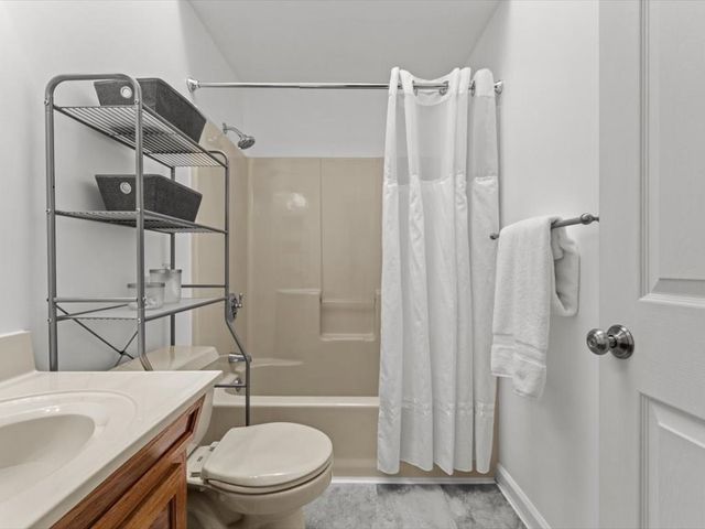 41 Ledgecrest Drive, Worcester, MA 01603