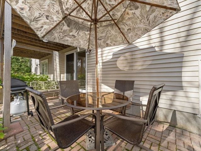 41 Ledgecrest Drive, Worcester, MA 01603