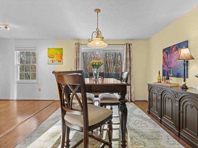 41 Ledgecrest Drive, Worcester, MA 01603