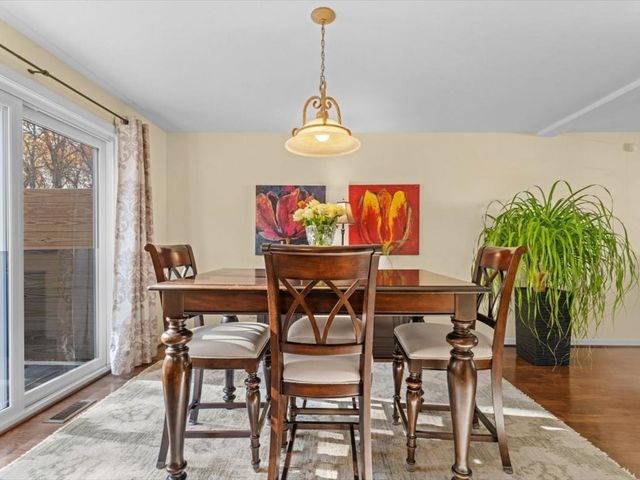 41 Ledgecrest Drive, Worcester, MA 01603