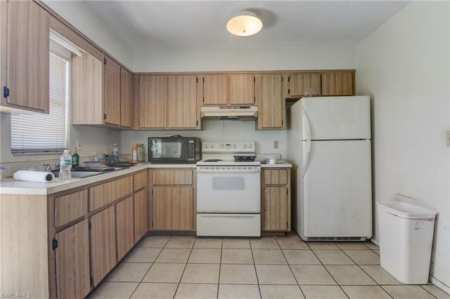 4207-4209 Skyline BLVD, Cape Coral, FL 33914