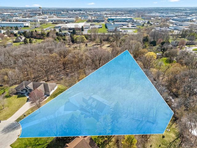 1171 THUNDERBYRD COURT, Green Bay, WI 54313