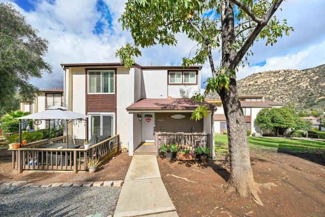 15823 Davis Cup Ln, Ramona, CA 92065