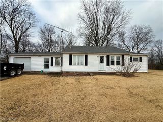 1719 Valley Mills Road, Waverly, WV 26184