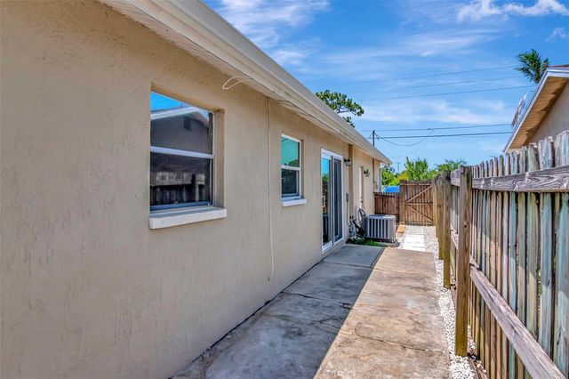 7001 70TH AVENUE N, Pinellas Park, FL 33781