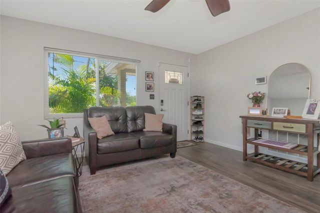 7001 70TH AVENUE N, Pinellas Park, FL 33781