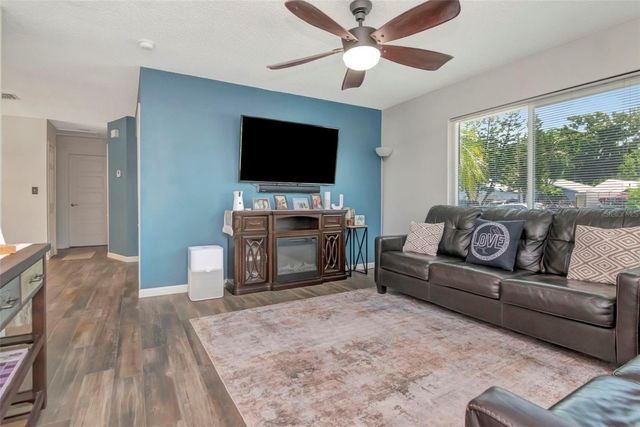 7001 70TH AVENUE N, Pinellas Park, FL 33781