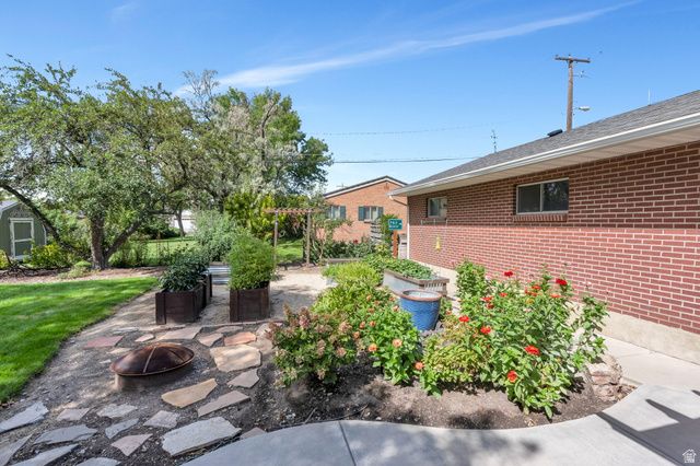 291 CHIPMAN AVE, American Fork, UT 84003