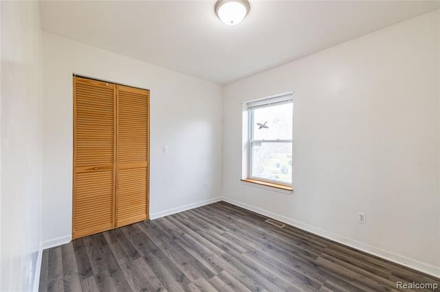 7522 Sovey Drive, Newport, MI 48166