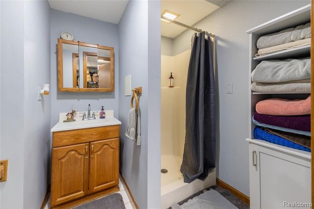 7522 Sovey Drive, Newport, MI 48166