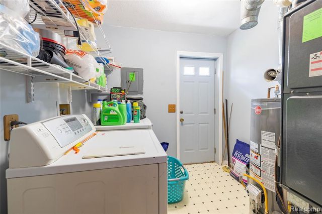 7522 Sovey Drive, Newport, MI 48166
