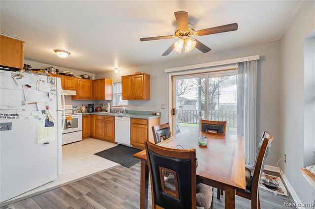 7522 Sovey Drive, Newport, MI 48166