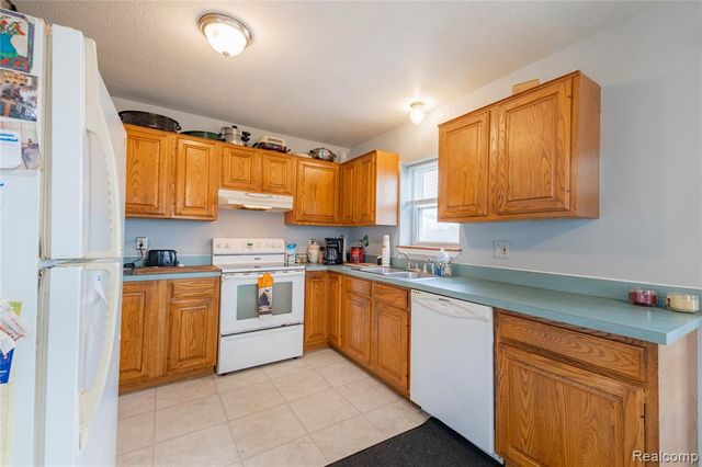 7522 Sovey Drive, Newport, MI 48166