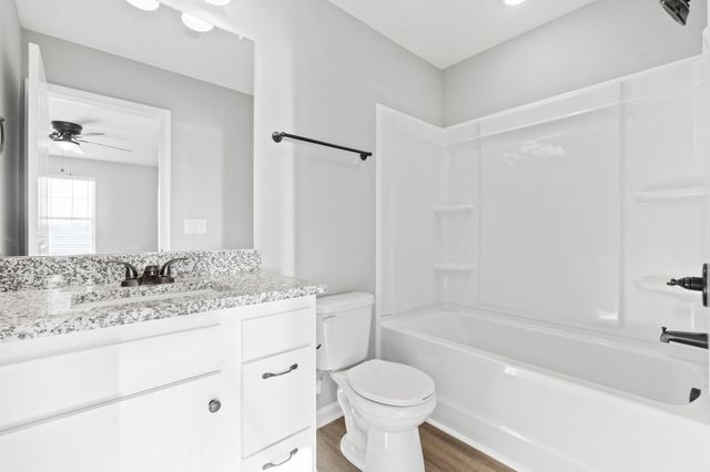 2186 Peachers Mill Rd Unit A4, Clarksville, TN 37042