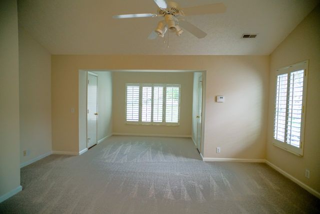 136 Chesapeake Harbor Blvd, Hendersonville, TN 37075