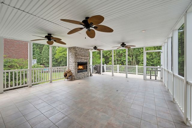 136 Chesapeake Harbor Blvd, Hendersonville, TN 37075
