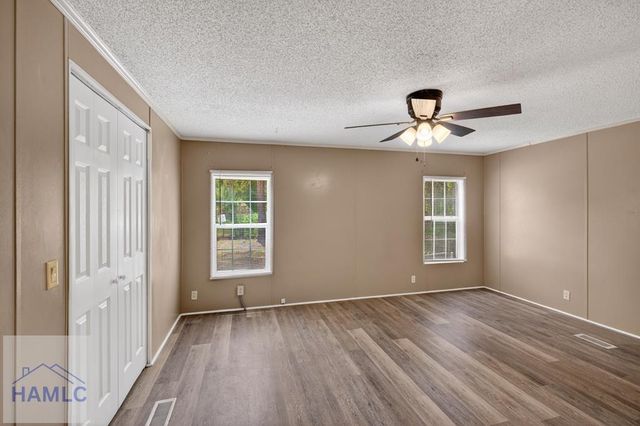 102 Palmer Road NE, Ludowici, GA 31316