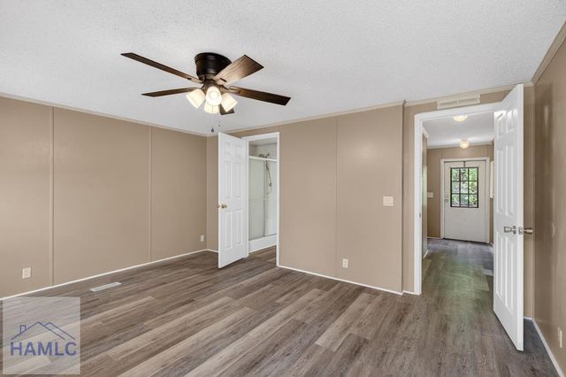 102 Palmer Road NE, Ludowici, GA 31316