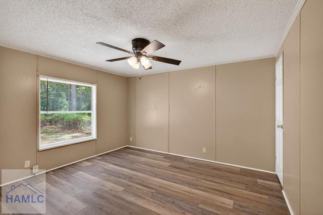 102 Palmer Road NE, Ludowici, GA 31316