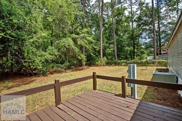 102 Palmer Road NE, Ludowici, GA 31316