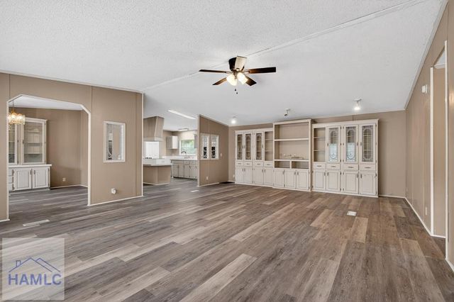 102 Palmer Road NE, Ludowici, GA 31316