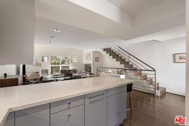 2807 3rd Street 6, Santa Monica, CA 90405