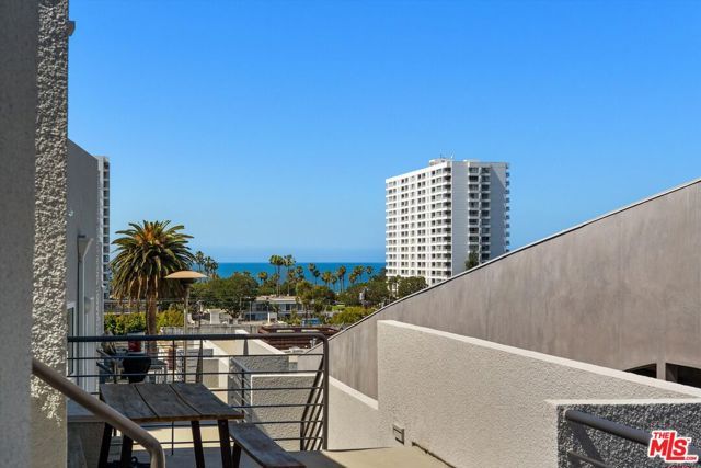 2807 3rd Street 6, Santa Monica, CA 90405