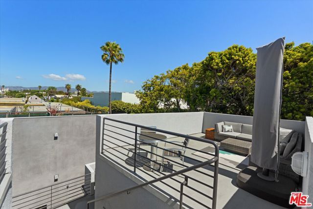 2807 3rd Street 6, Santa Monica, CA 90405