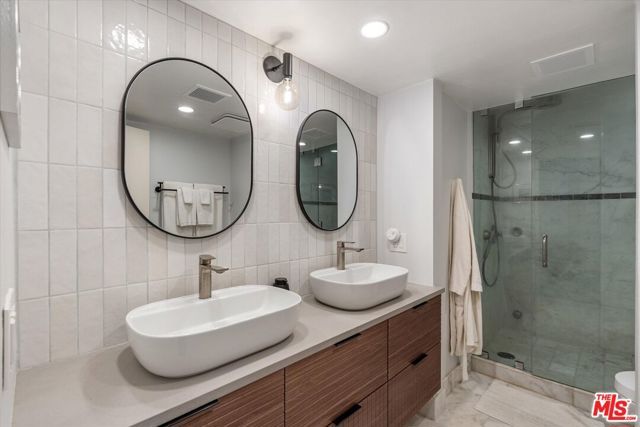 2807 3rd Street 6, Santa Monica, CA 90405
