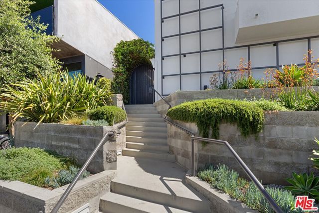 2807 3rd Street 6, Santa Monica, CA 90405