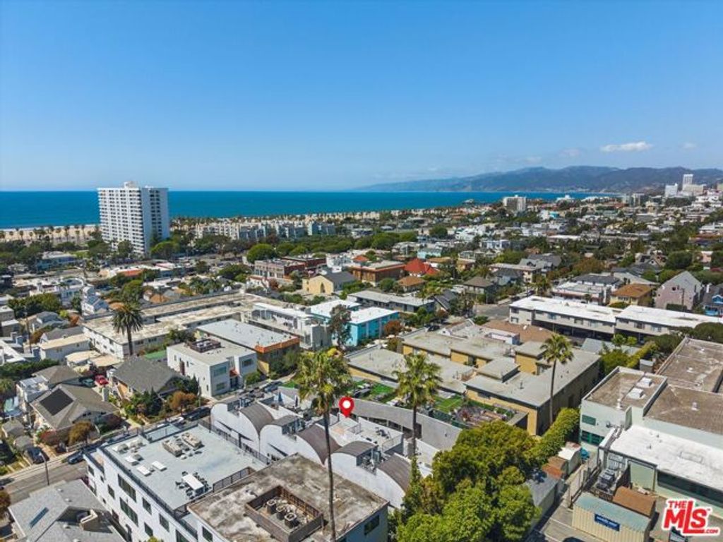 2807 3rd Street 6, Santa Monica, CA 90405