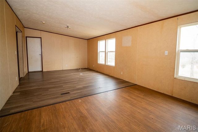 10395 County Road 2080, St James, MO 65559