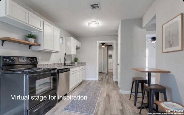 2017 Lyons, San Antonio, TX 78207