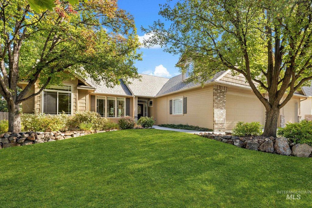 6232 S Shagbark Ave, Boise, ID 83716 photo 2