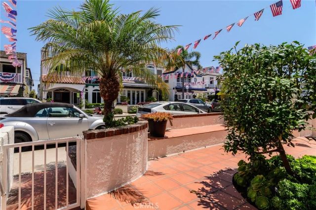313 Diamond, Newport Beach, CA 92662