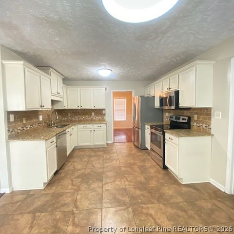 4232 Bartlet Glen Lane, Fayetteville, NC 28306