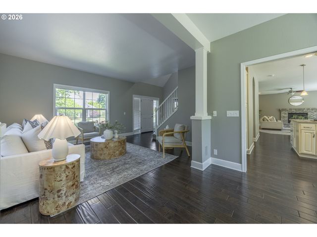 3394 HAMPTON Way, Eugene, OR 97401
