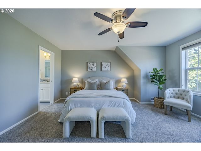3394 HAMPTON Way, Eugene, OR 97401