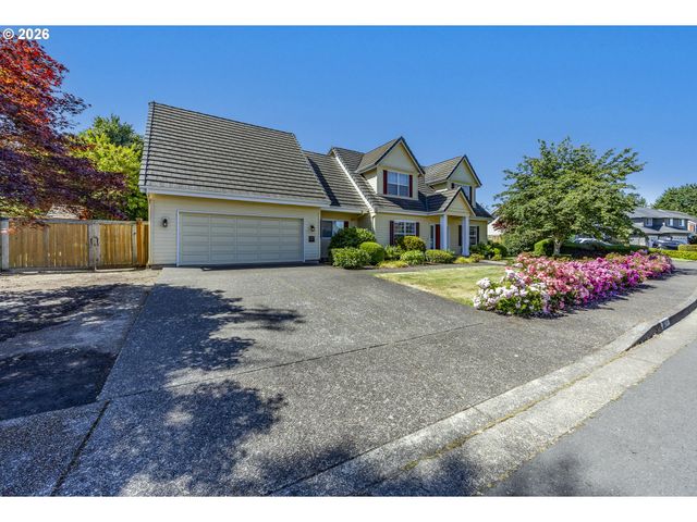 3394 HAMPTON Way, Eugene, OR 97401