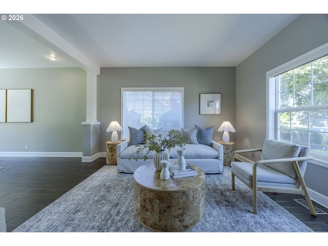 3394 HAMPTON Way, Eugene, OR 97401