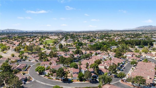5264 Crooked Valley Drive, Las Vegas, NV 89149