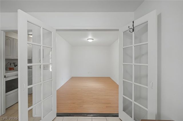 5264 Crooked Valley Drive, Las Vegas, NV 89149