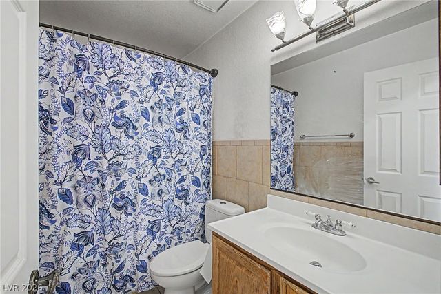 5264 Crooked Valley Drive, Las Vegas, NV 89149