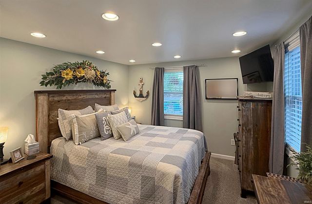 12335 Scenic Circle, Loogootee, IN 47553