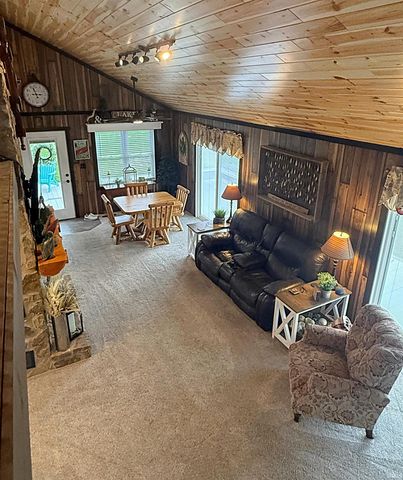 12335 Scenic Circle, Loogootee, IN 47553