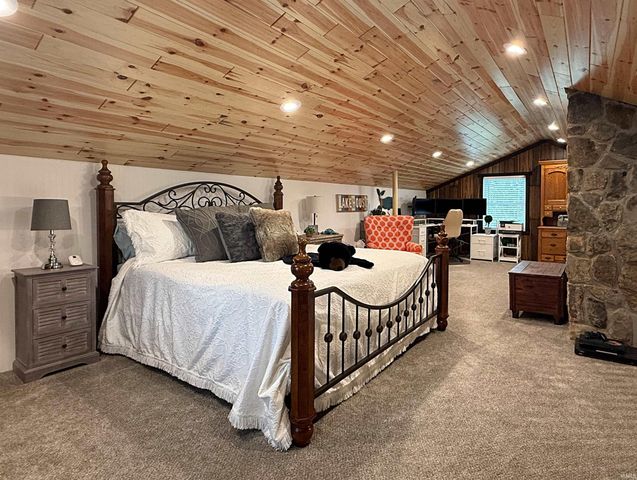 12335 Scenic Circle, Loogootee, IN 47553