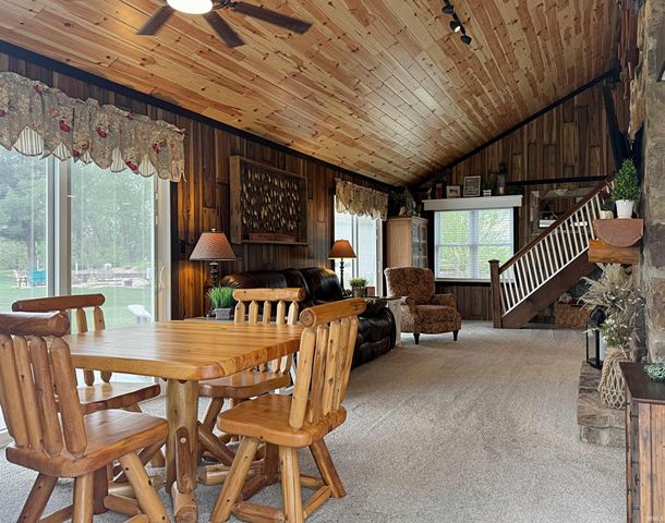 12335 Scenic Circle, Loogootee, IN 47553