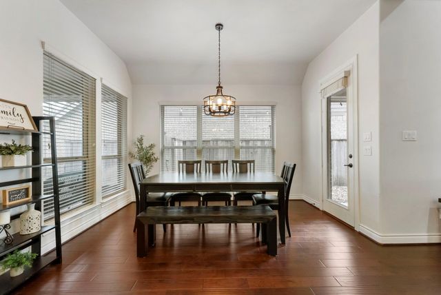 124 Angie Lane, Montgomery, TX 77316