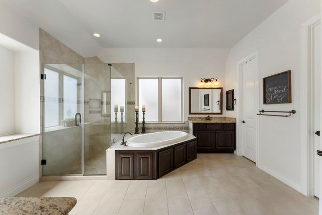 124 Angie Lane, Montgomery, TX 77316