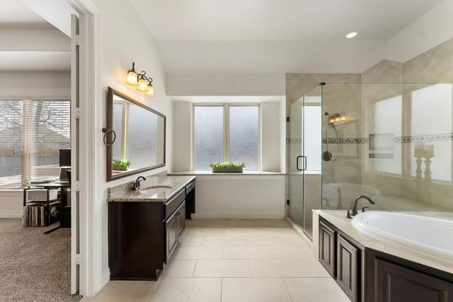 124 Angie Lane, Montgomery, TX 77316